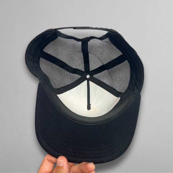 Vans Black Mesh Trucker Hat with Pink Tie Dye – Adjustable Snapback One Size - Picture 6 of 6